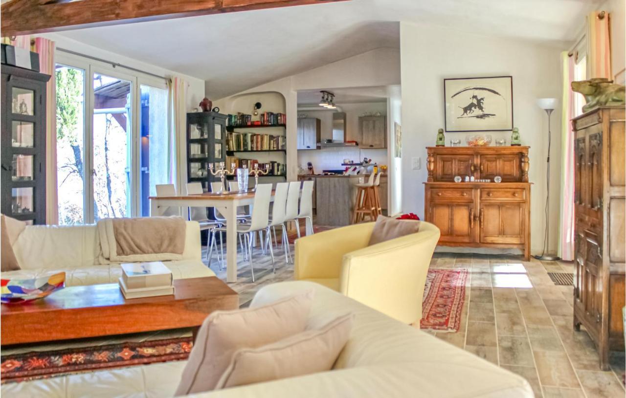 Gorgeous Home In ตูร์แรตส์ ภายนอก รูปภาพ